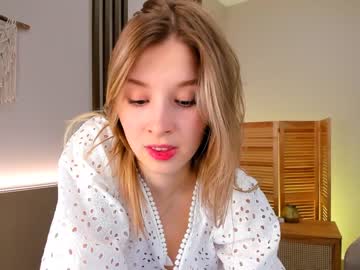 latina cam girl milablush image #2897432