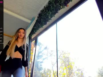 latina cam girl sassyt33n image #2044343