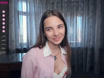 latina cam girl shy_media image #3051193