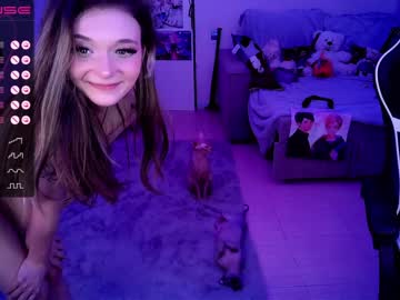 latina cam girl _b_a_n_s_h_e_e_ image #2866809