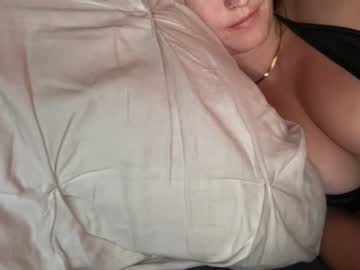 latina cam girl ivylevi image #4090329
