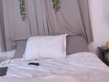latina cam couple bunnybuns007 image #4562273