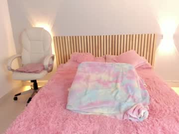 latina cam girl little_effy18 image #2856545