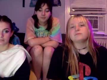 latina cam girl wallabyxxx image #2186627