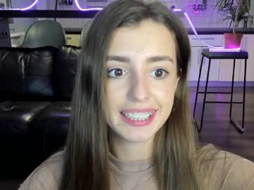 latina cam girl coy_amina_ image #2030946