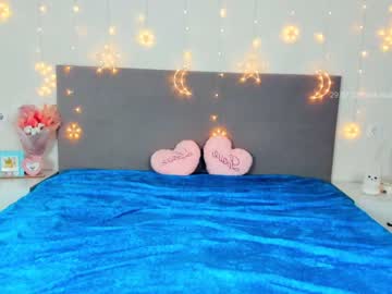 latina cam girl elza_99 image #1538946