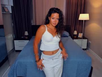 latina cam girl leilahalo image #4646032