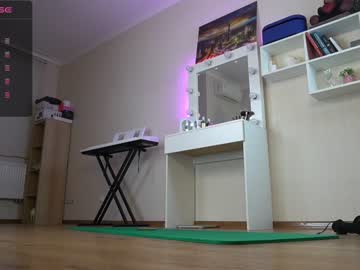 latina cam girl aiziee image #3645828