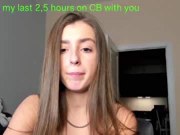 latina cam girl coy_amina_ image #2413471