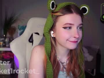 latina cam girl pocketrocket_ image #3994735