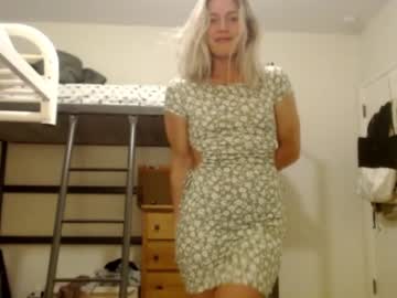 latina cam girl bambis_honeypot image #622992