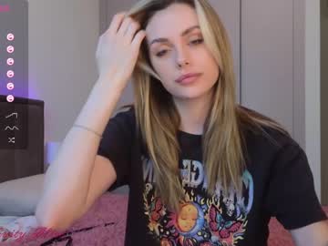 latina cam girl sky_magic image #4518561