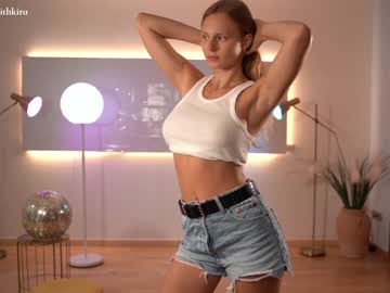 latina cam girl chillwithkira image #2970570
