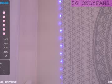 latina cam girl laylas_universe image #2329546