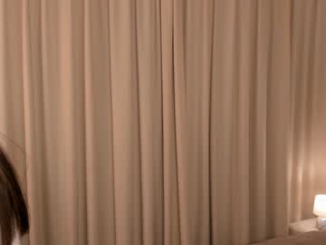 latina cam girl peek_in_my_window image #4375265