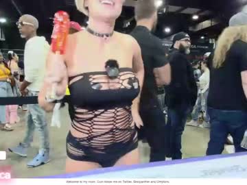 latina cam girl champagnefun image #2795587