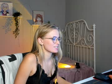 latina cam girl linellali image #1654761