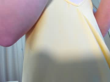latina cam girl ehotlovea image #4484182