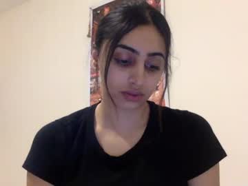 latina cam girl brownbarbiie image #459063