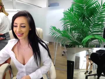 latina cam girl babesgowild image #2001280