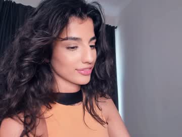 latina cam girl suzannedavise image #3963382