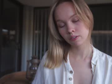 latina cam girl bibi_it_is image #2335364