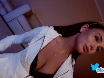 latina cam girl hollyextra image #2113003