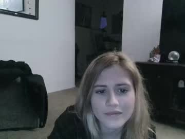 latina cam girl vibzeenlove21 image #1694795