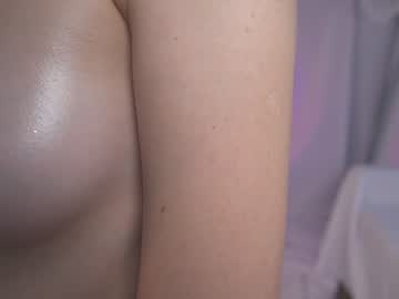 latina cam girl kateuwugirl image #3638391