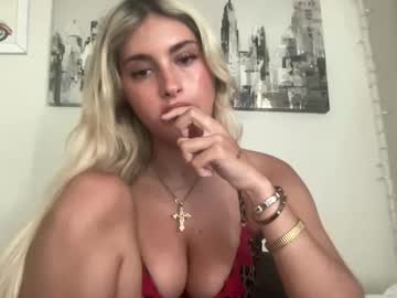 itspixie18 latina cam