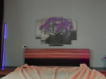 latina cam girl milanaaafit image #321111