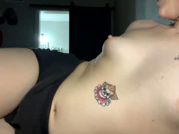 latina cam couple jordishortii image #1383020