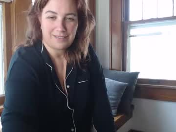latina cam girl anniegetyourgun image #2384742