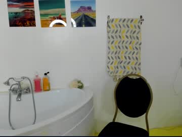latina cam girl amelia__williams image #389506