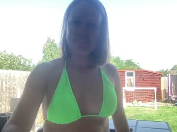latina cam girl eatmypie69 image #3456428
