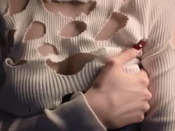 latina cam girl lornabyfield image #4226236