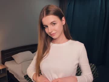latina cam girl lusty_miss_di image #4431099