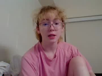 latina cam girl blonde_katie image #4460312
