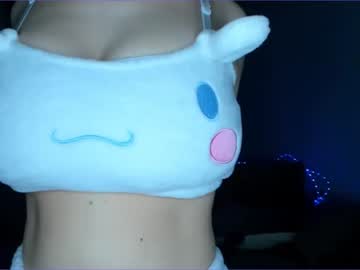 latina cam girl annamellis image #3702749