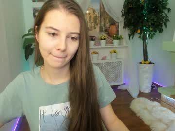 latina cam girl carolineprise image #441216