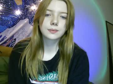 latina cam girl lillygoodgirl image #3143654