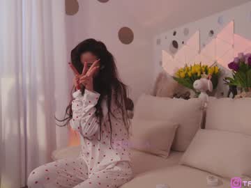 latina cam girl taanni_bc image #4164261