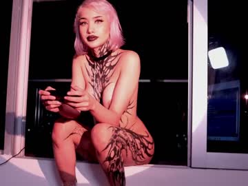 latina cam girl goth_dolll image #4601836