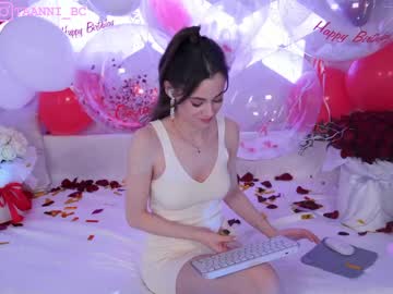 latina cam girl taanni_bc image #2659979
