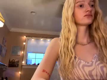 latina cam girl ssoftstarr18 image #4628064