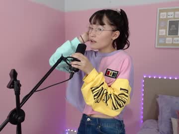 latina cam girl little_effy18 image #951069
