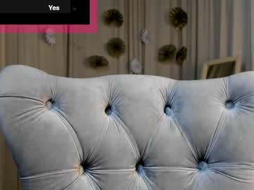 latina cam girl elliy_coy image #2566120