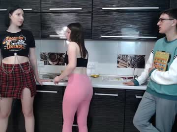 latina cam couple renae_tom image #2666317