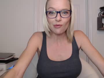 latina cam girl laceycoffeegirl image #521210