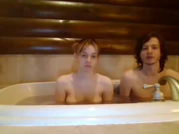latina cam couple leojamie image #1856757